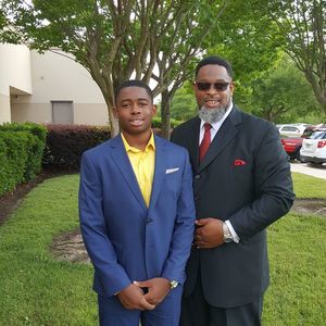 Meet your Posher, Manuel